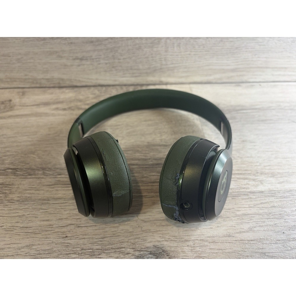 Beats by Dr. Dre Solo 2 Wired On-Ear Headphones Army Green B0518 No Cord